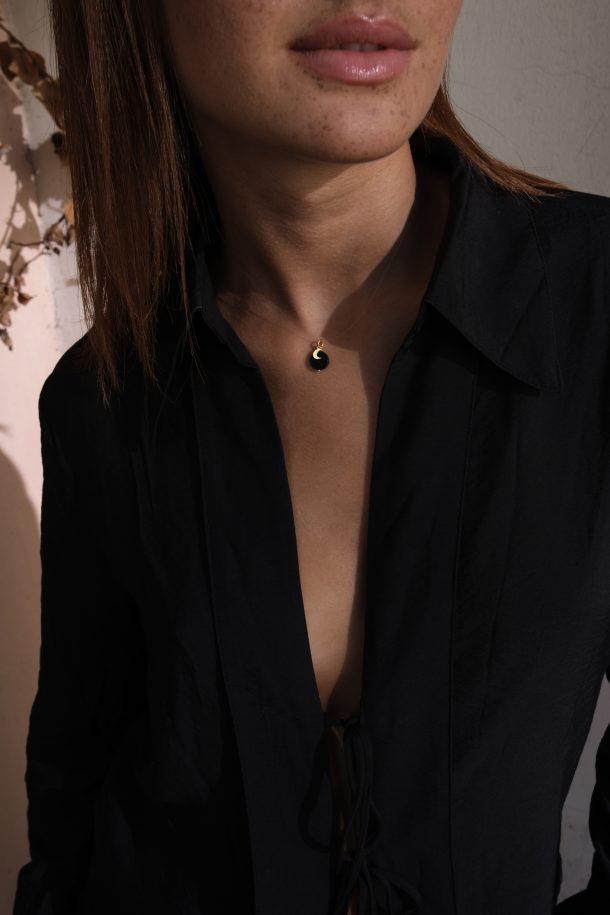 Nevidljiva Luna Onyx ogrlica
