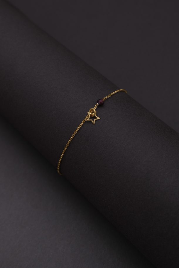 Aethra Garnet Bracelet