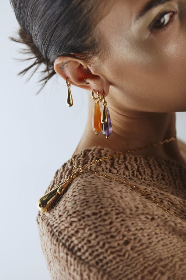 Talaya mala naušnica